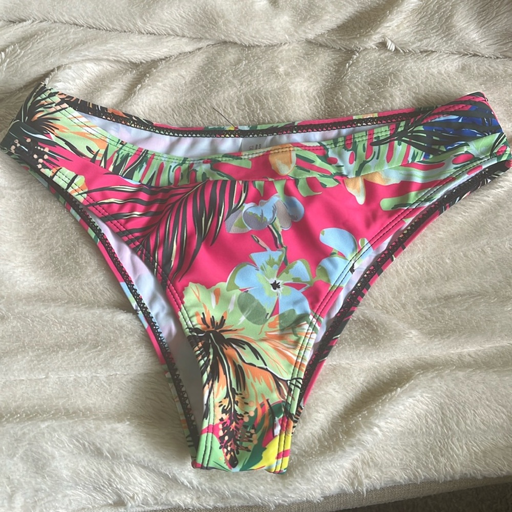 Ladies size M bikini bottom